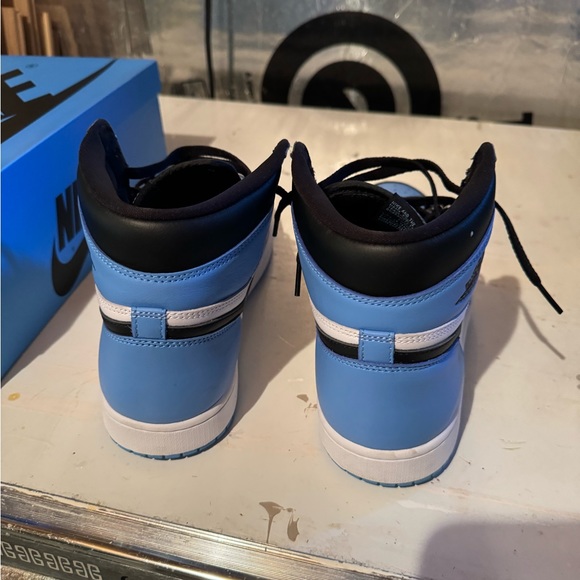 Jordan 1 UNC toe size 11.5 basically new, slightly used